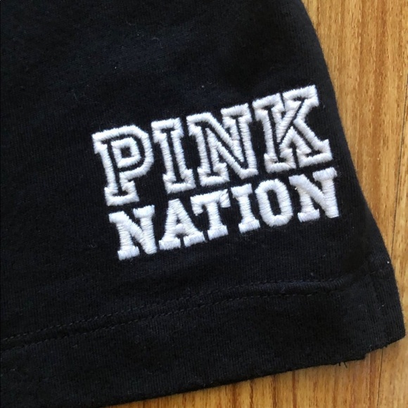 NWT PINK Rugby Logo Collared Shirt MEDIUM Retails $50 - Picture 6 of 10